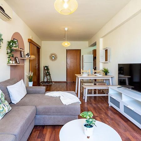 Celine'S 2 Bedrooms Apartment In Larnaca Center Ngoại thất bức ảnh