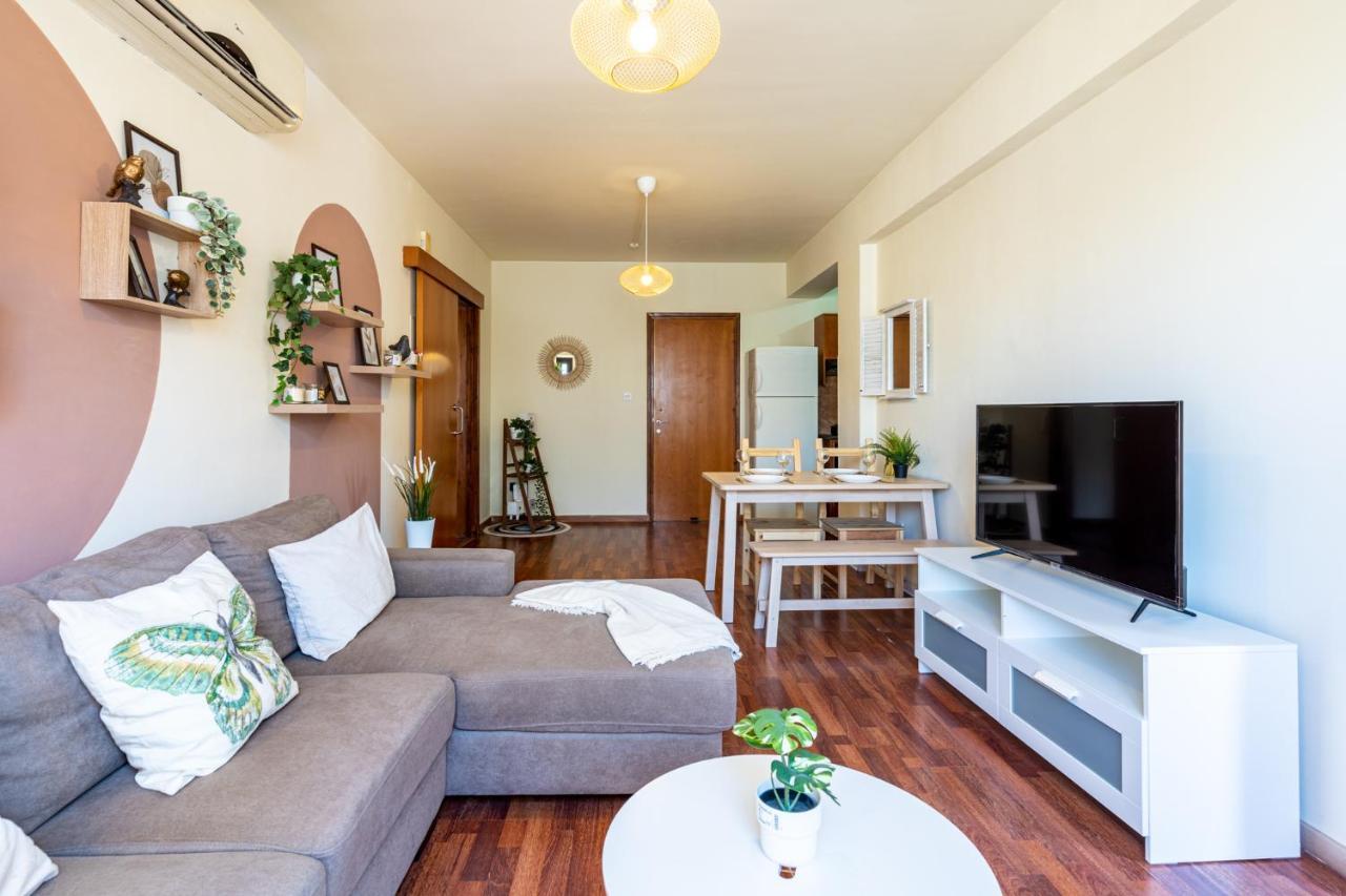 Celine'S 2 Bedrooms Apartment In Larnaca Center Ngoại thất bức ảnh